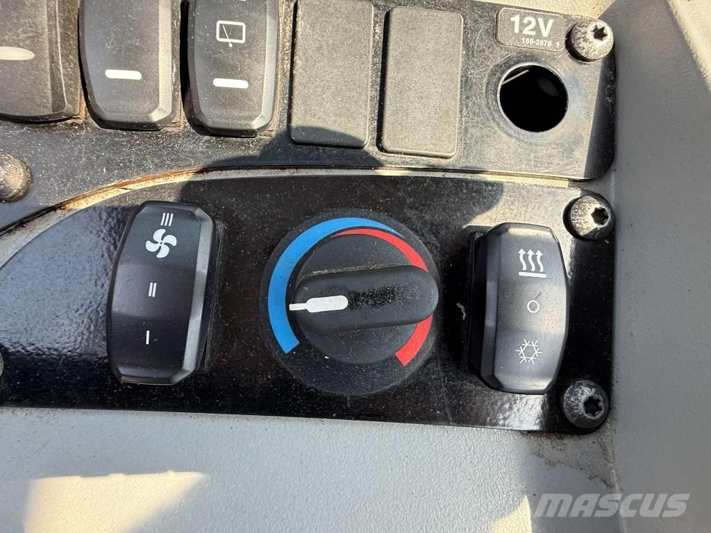 CAT 908 Wheel loaders