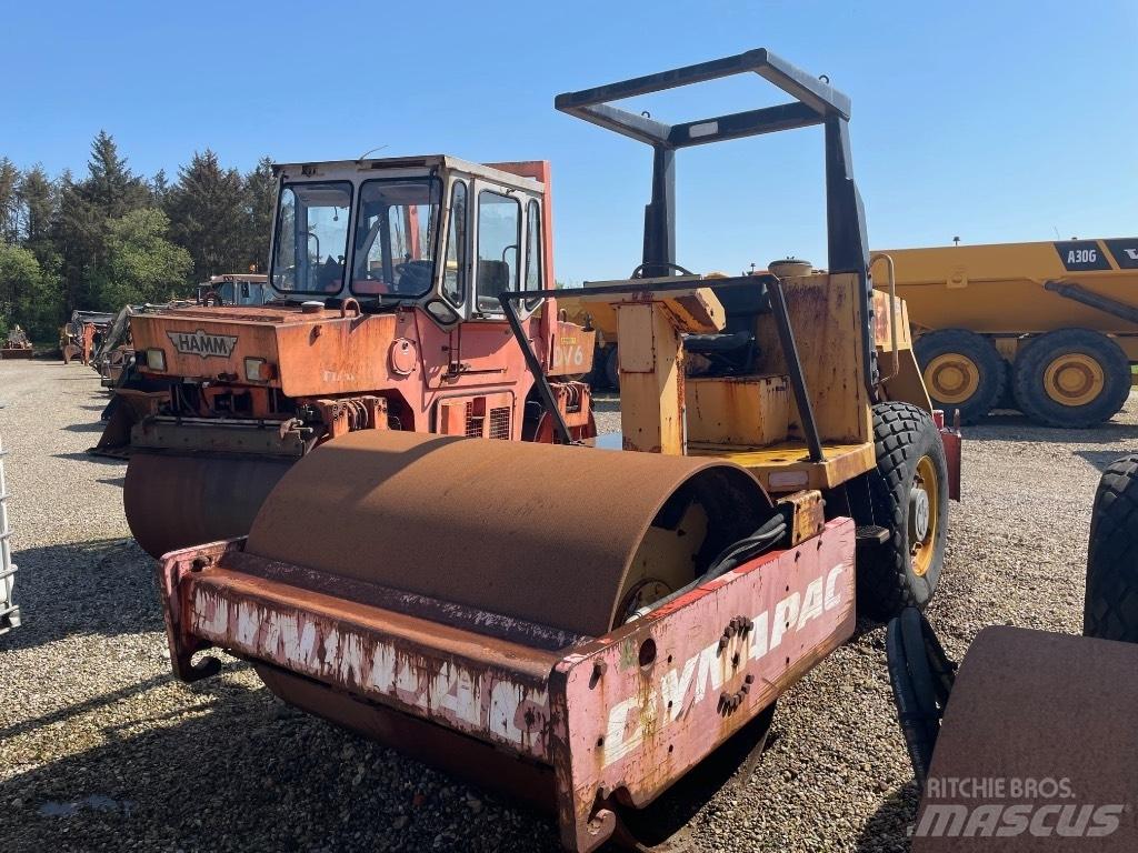 Dynapac CA151D Single drum rollers
