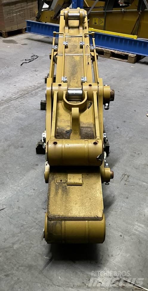 CAT 336 Booms and arms