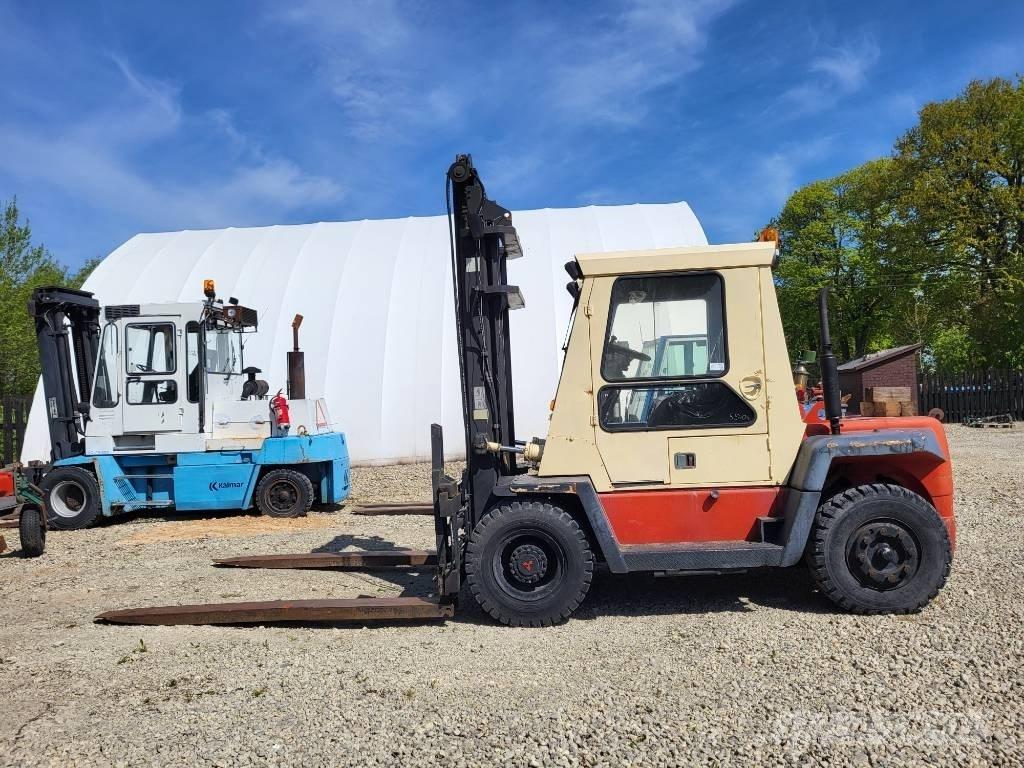 Mitsubishi FD 60 Diesel trucks