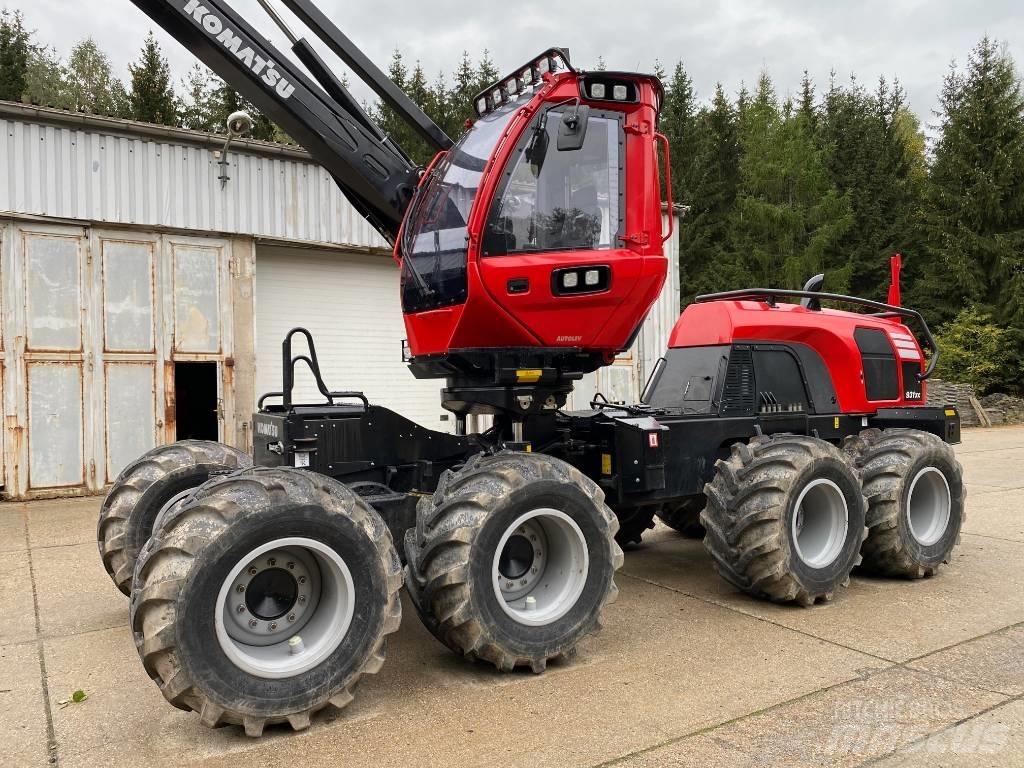 Komatsu 931 Harvesters