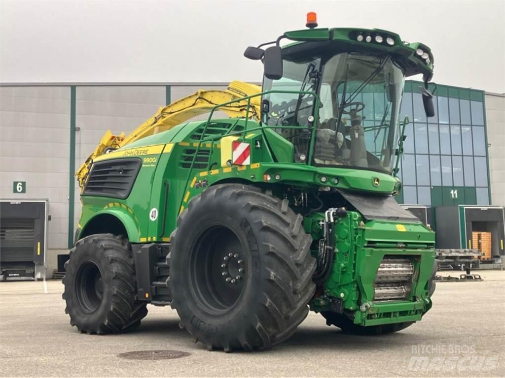 John Deere 9800i Forage harvesters