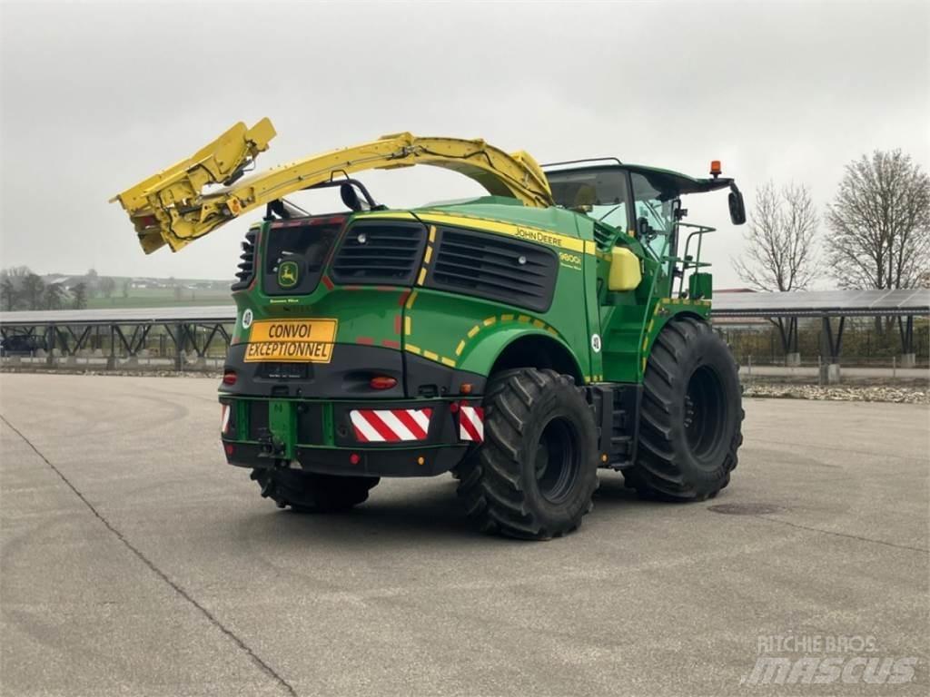 John Deere 9800i Forage harvesters