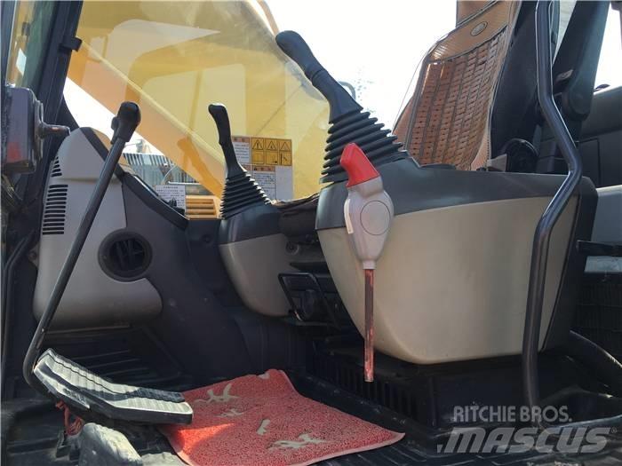 Komatsu PC 200-8 Crawler excavators