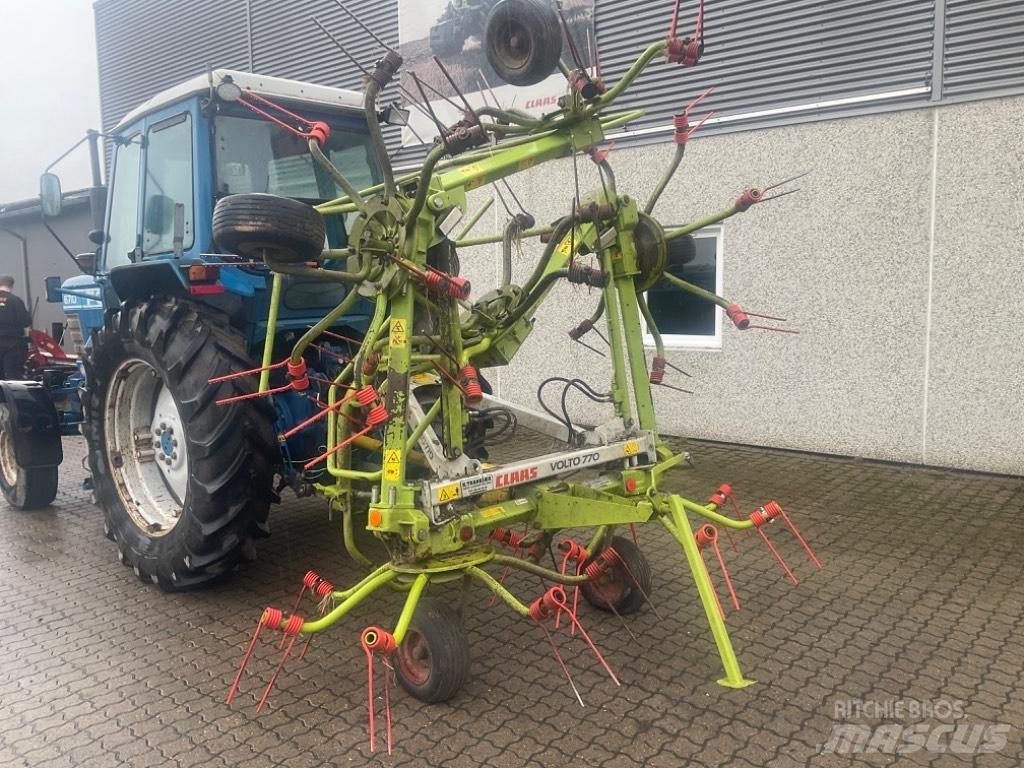 CLAAS Volto 770 Rakes and tedders