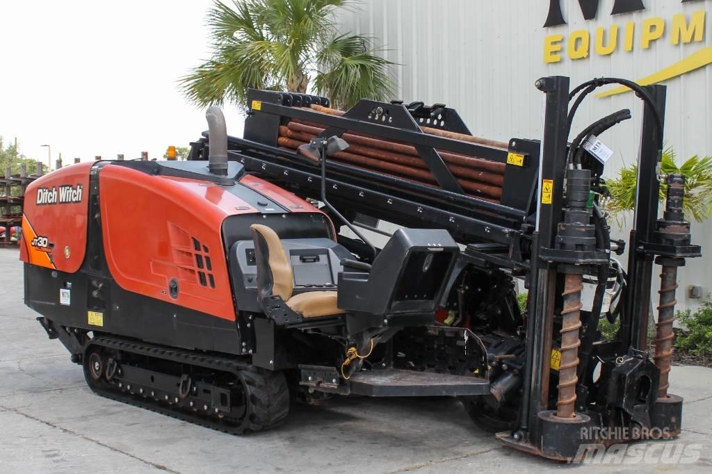 Ditch Witch JT30AT Horizontal drilling rigs