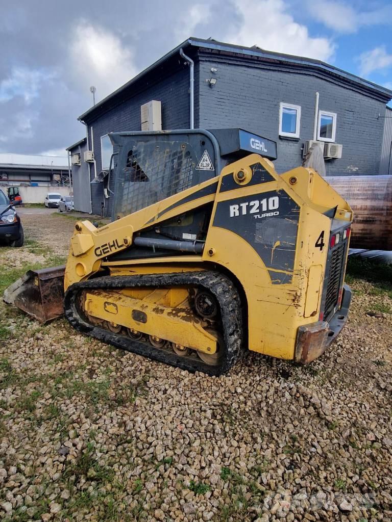 Gehl RT 210 Crawler loaders
