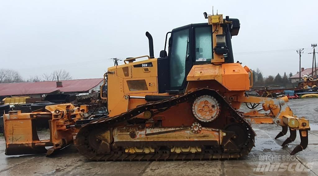 CAT D 6 N LGP Crawler dozers