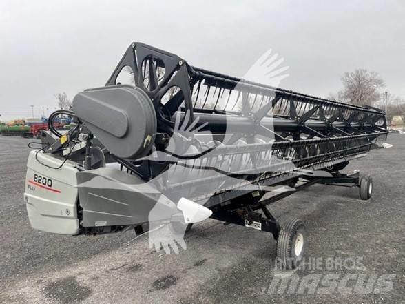 Agco 8200 Combine harvester heads