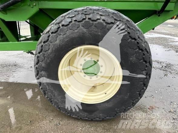 Brent 876 Grain / Silage Trailers