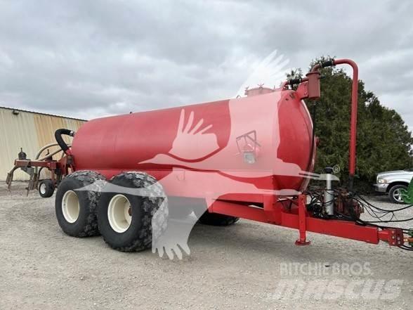 Calumet 5000 Manure spreaders