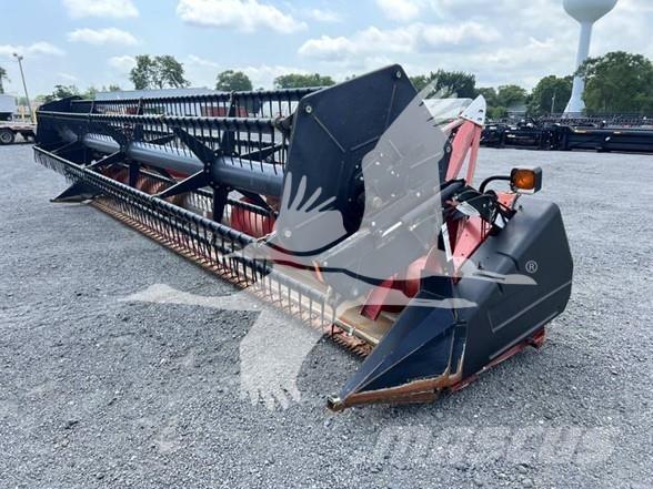 Case IH 1020 Combine harvester heads