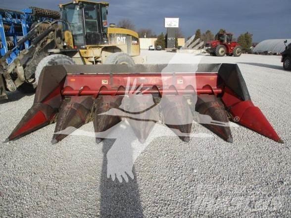Case IH 1063 Combine harvester heads