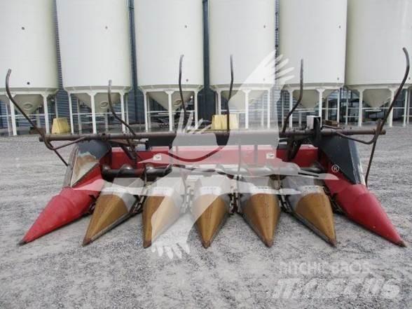 Case IH 1063 Combine harvester heads