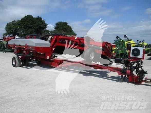 Case IH 1200 Planters