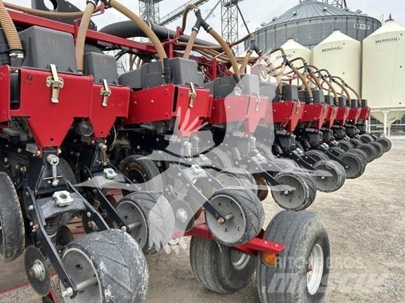 Case IH 1200 Planters