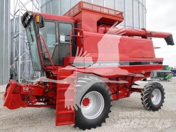 Case IH 1660 Combine harvesters