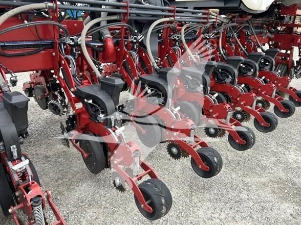 Case IH 2150 Planters