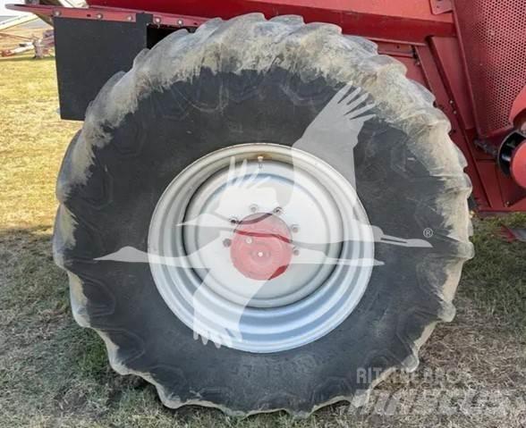 Case IH 2188 Combine harvesters