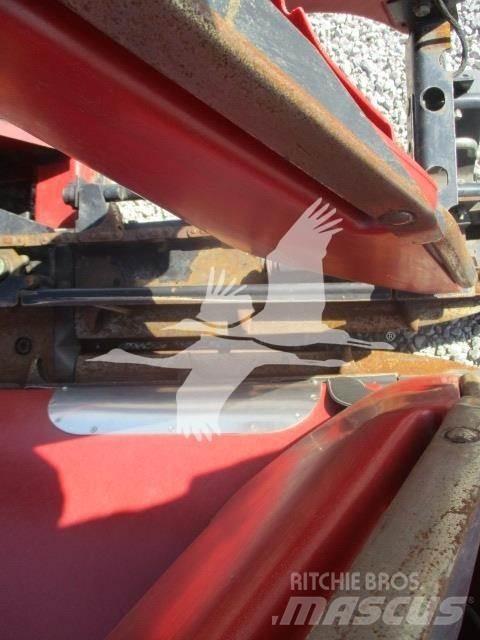 Case IH 2208 Combine harvester heads