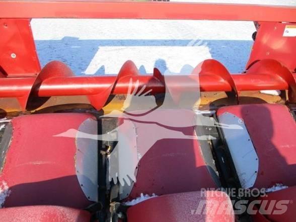 Case IH 2208 Combine harvester heads