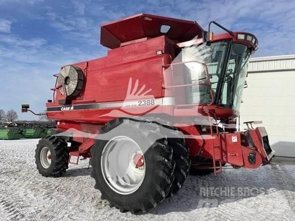 Case IH 2388 Combine harvesters