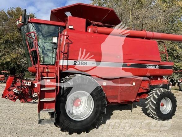 Case IH 2388 Combine harvesters