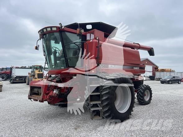 Case IH 2588 Combine harvesters