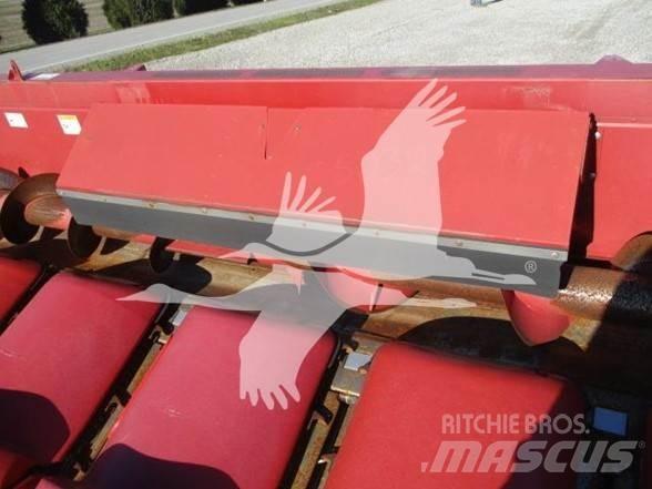 Case IH 2608 Combine harvester heads