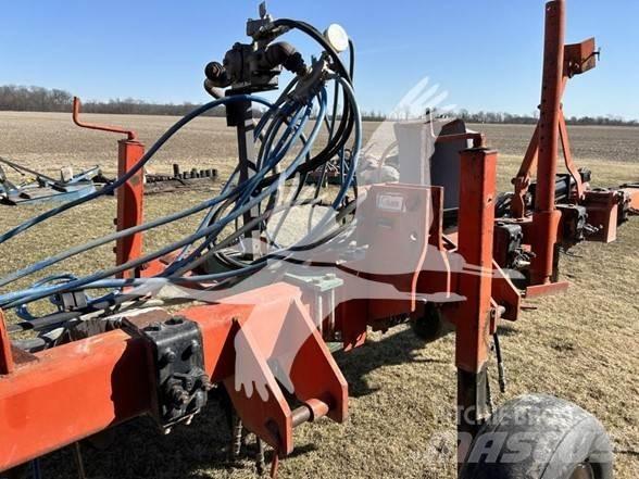 Clark TB3542 Other