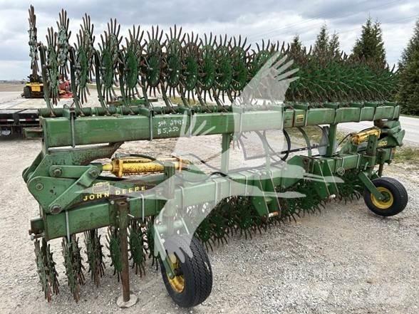 John Deere 400 Other tillage machines and accessories