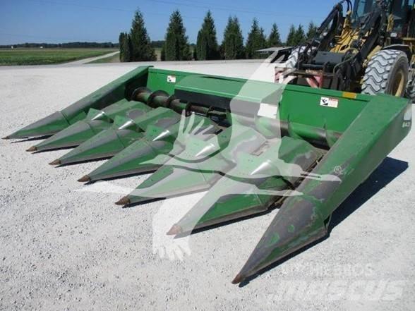 John Deere 643 Combine harvester heads