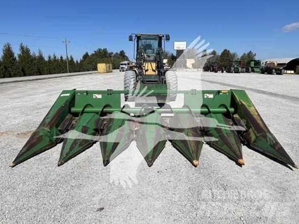 John Deere 643 Combine harvester heads