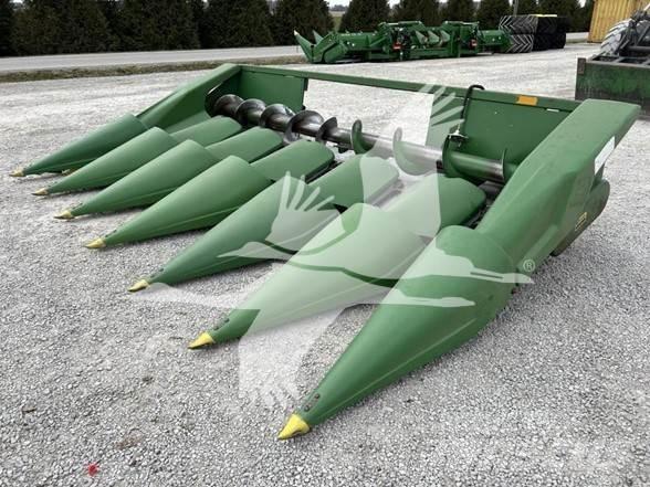 John Deere 643 Combine harvester heads