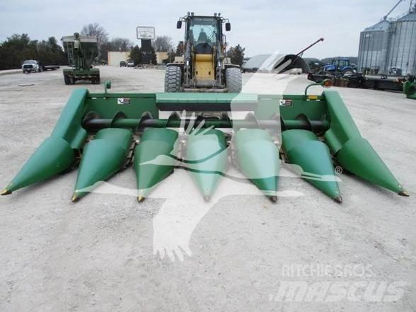 John Deere 693 Combine harvester heads