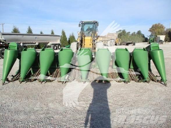 John Deere 893 Combine harvester heads