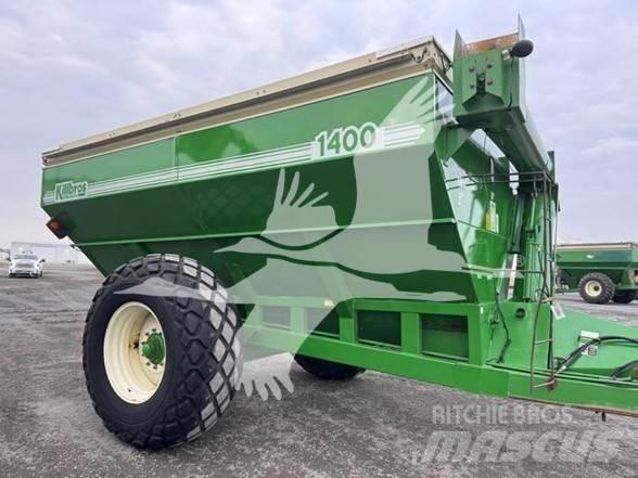 Killbros 1400 Grain / Silage Trailers
