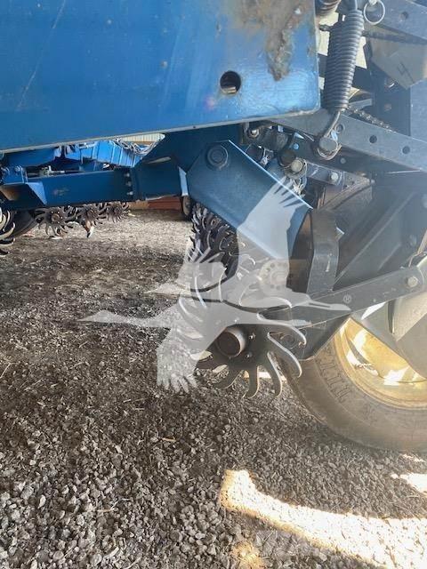 Kinze 2210 Planters