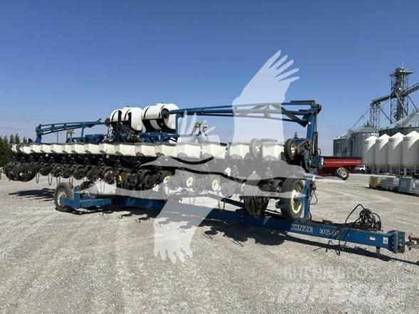 Kinze 3600 Planters