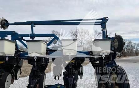 Kinze 3600 Planters