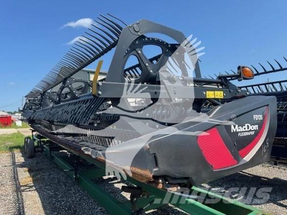 MAC DON FD135 Combine harvester heads
