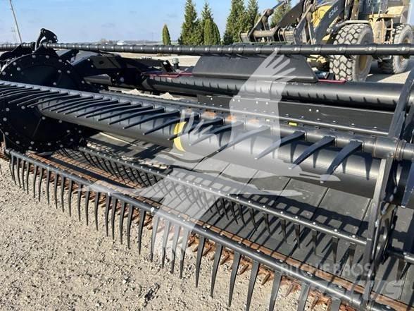 MAC DON FD140 Combine harvester heads