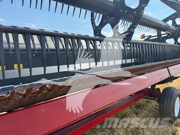 MAC DON FD140 Combine harvester heads