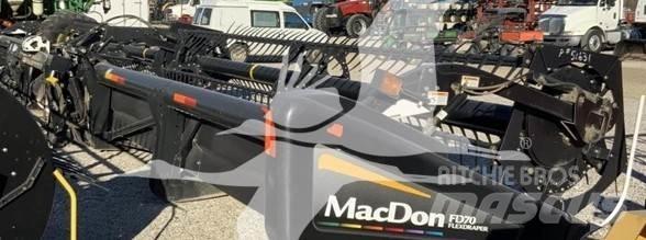 MAC DON FD70 Combine harvester heads