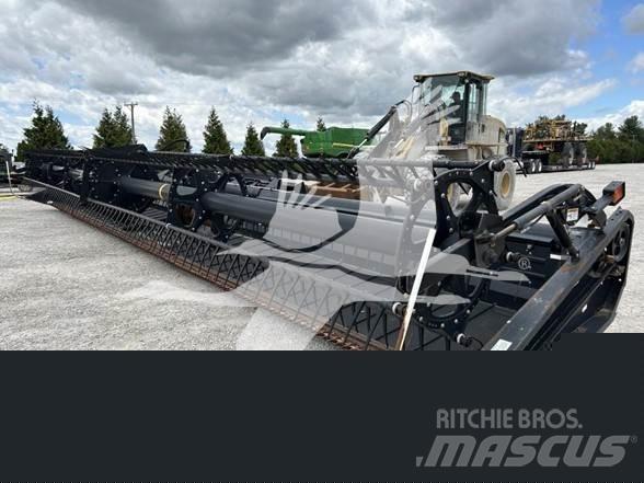 MAC DON FD70 Combine harvester heads