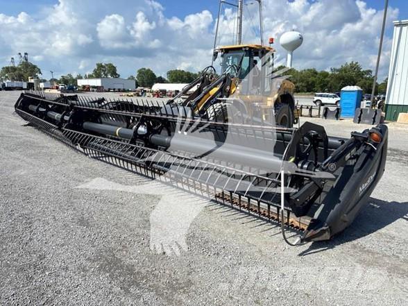 MAC DON FD75 Combine harvester heads