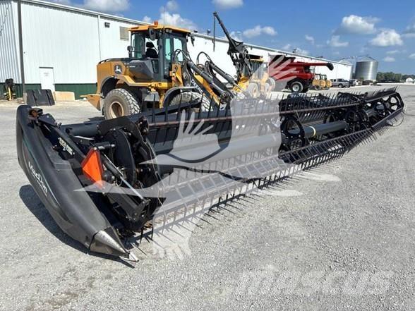 MAC DON FD75 Combine harvester heads