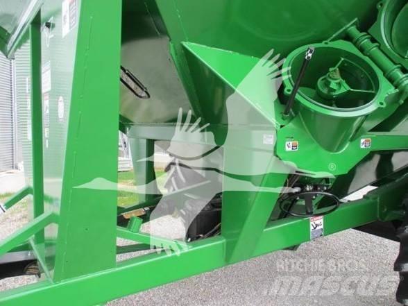 Parker 1042 Grain / Silage Trailers