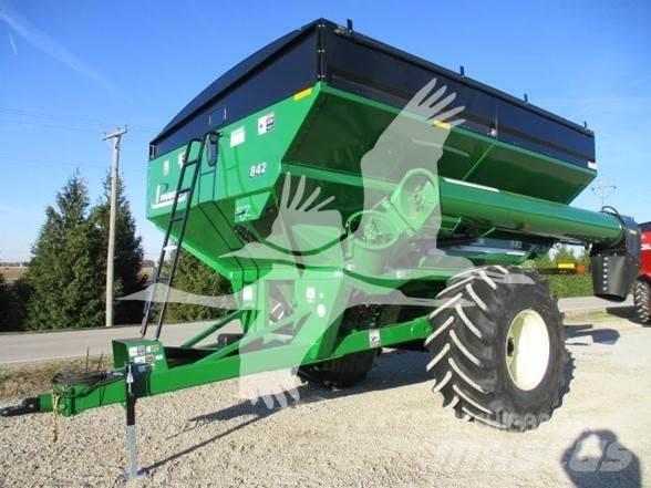 Parker 842 Grain / Silage Trailers