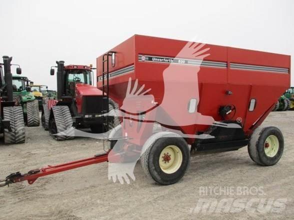 UNVERFERTH 530 Grain / Silage Trailers